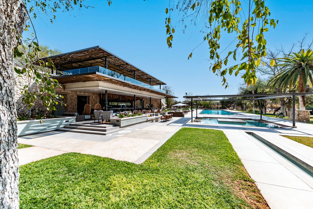 SAW Namibia x Mokuti Lodge
